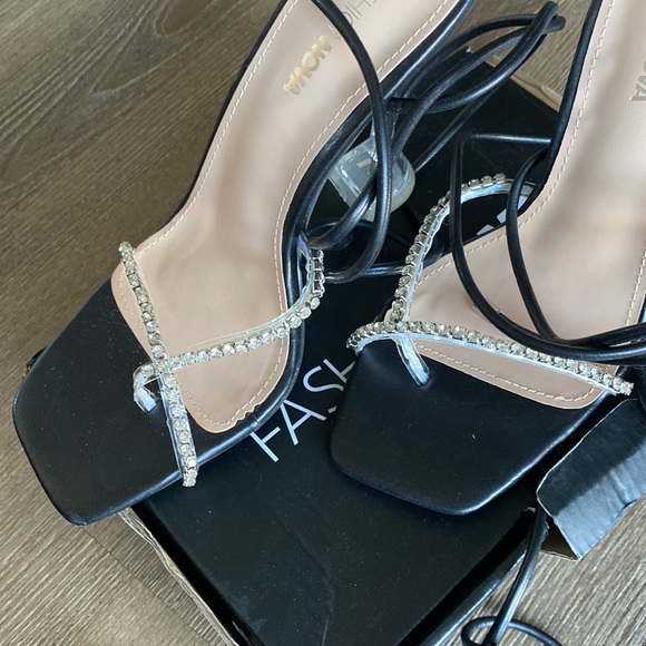 Fashion Nova Heels🥵 - Picture 4 of 8